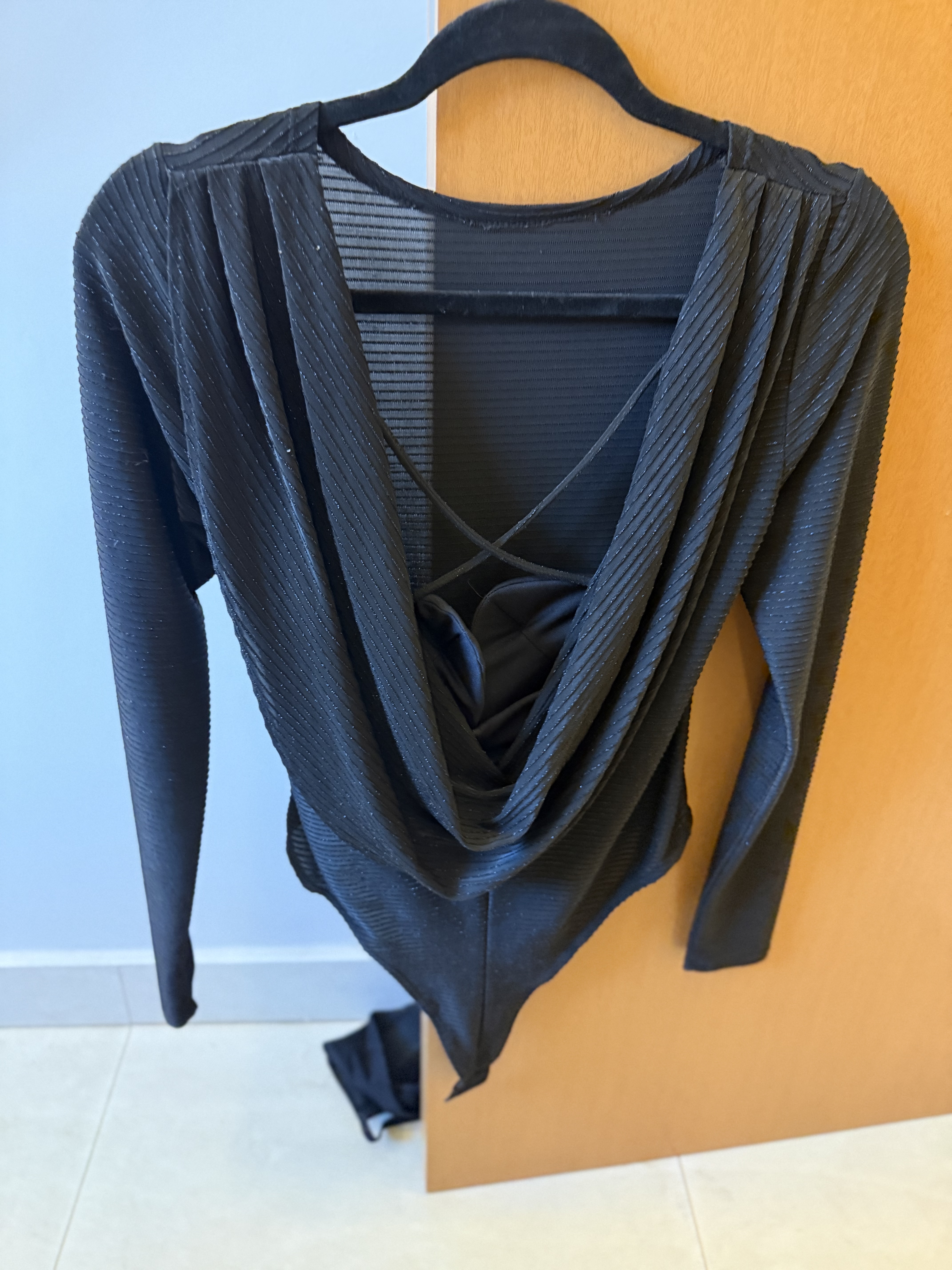 Body lurex com decote nas costas — foto 2